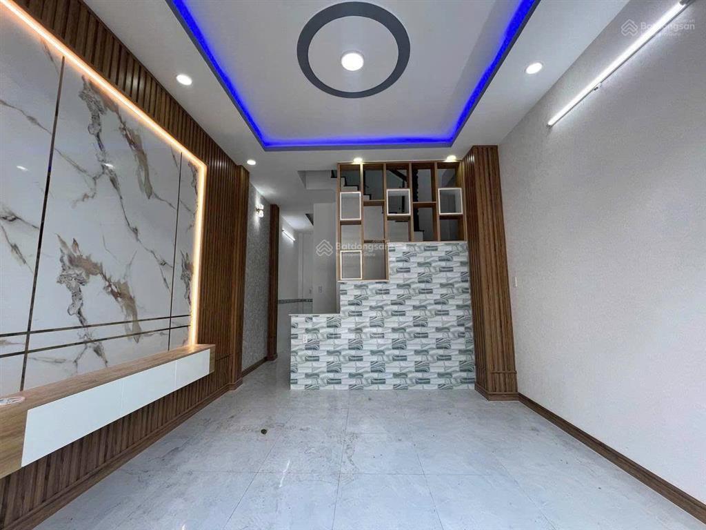 Căn trệt 2 lầu 3pn, ngã 3 tân kim, cần giuộc, long an, đường liên xã, dt 75m2.  0795 014 ***