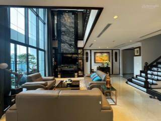 Siêu phẩm duplex dt 310m2, bc đông nam, trung tâm quận cầu giấy,full nội thất ở ngay,sẵn sổ. 26tỷ5