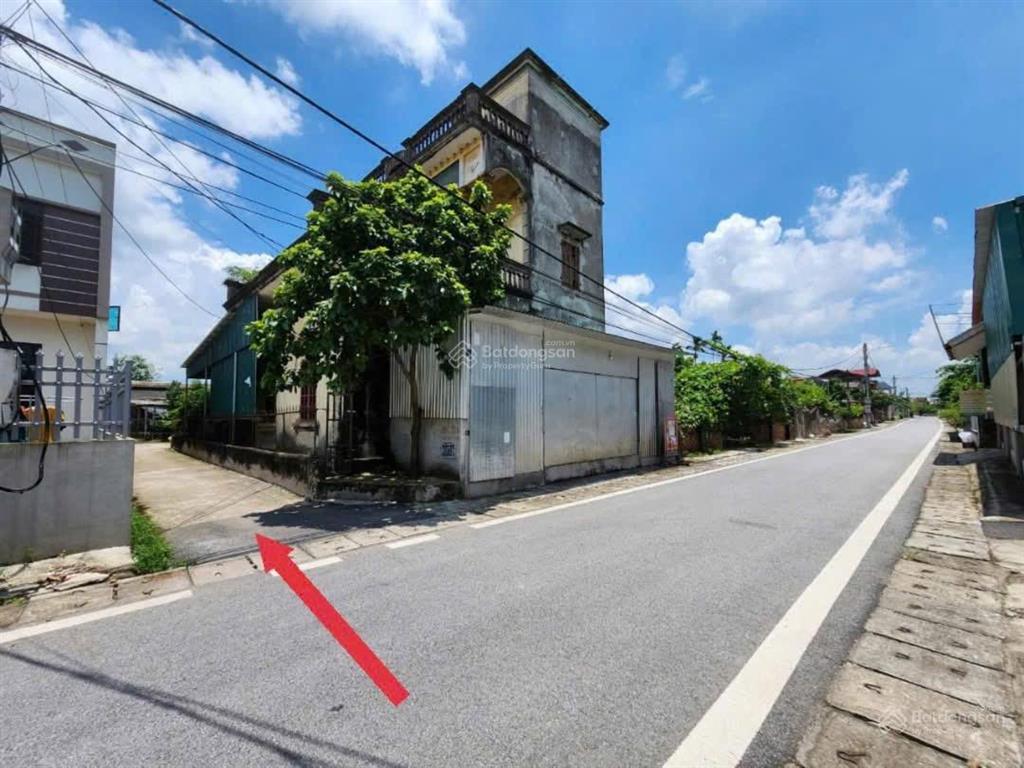 Chính chủ gửi bán 121,2m2 tại bãi sậy 2 tân dân khoái châu hưng yên đường ô tô vào tận
