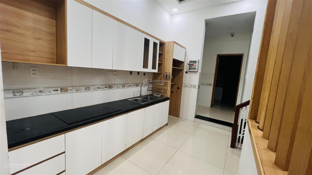 Nhà 8,4 tỷ mặt tiền đường số 4, gần cầu vượt linh xuân, 100m ra đến ql1k