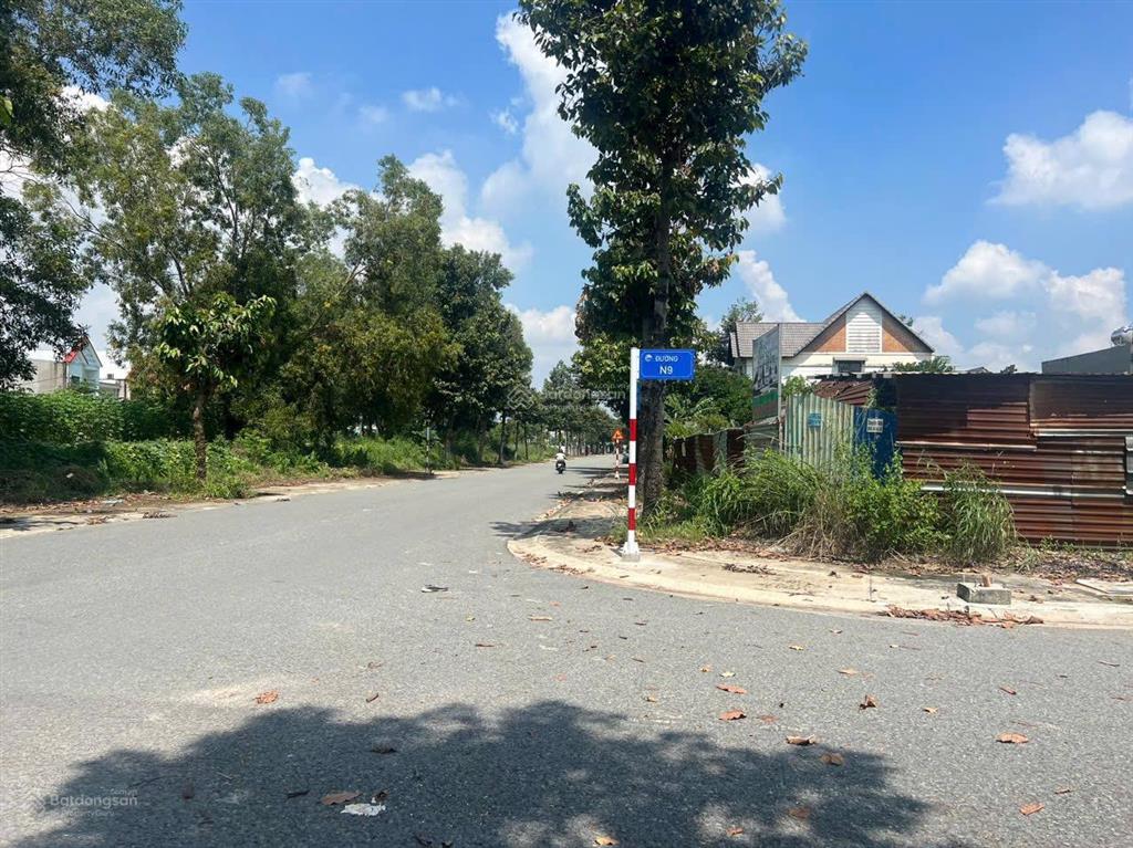 Bán đất p phú tân. lô góc 2 mặt tiền tp thủ dầu một