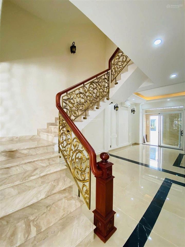 Bán nhà biệt thự tân cổ điển kdc phú hoà