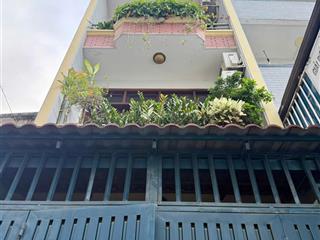 Q10  cmt8  vị trí kinh doanh  ô tô đậu cửa  nhà 4 tầng  chỉ 7.9 tỷ