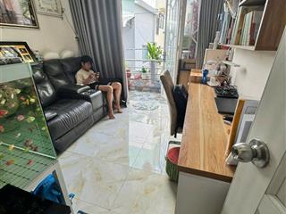 Nhà đẹp trung tâm quận 10  hẻm ô tô vào nhà  kinh doanh đa ngành  5pn  chỉ việc ở ngay