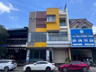 Còn 1 căn duy nhất bán nhà nằm trục đường d1 kdc vietsing dt 10x20 full thổ cư thu nhập 40tr/th