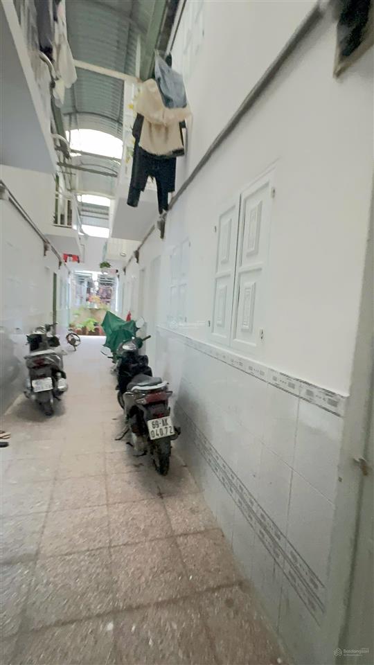 Bán gấp nhà mặt phố trục d10 kdc thuận giao dt 10x30 full thổ cư đuong nhựa 7m