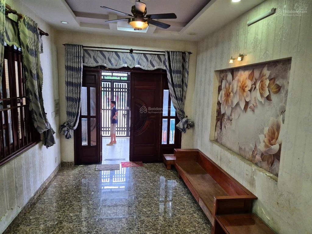 Bán nhà mặt phố đường d17, phường an phú, 5,6 tỷ, 150 m2, đẹp, nhiều tiện ích