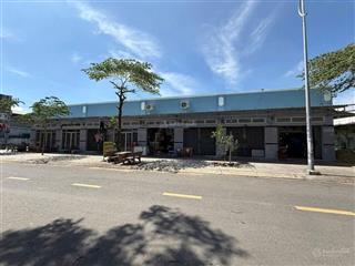 Bán nhà mặt phố d10, 600m2, 25tỷ, q. thuận an, bình dương, chính chủ