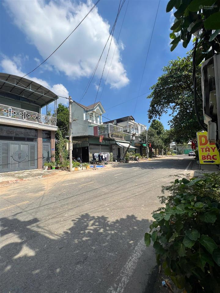 Bán nhà mặt phố đường d24, phường an phú, thành phố thuận an, bình dương, 4,95 tỷ, 100m2, bao đẹp