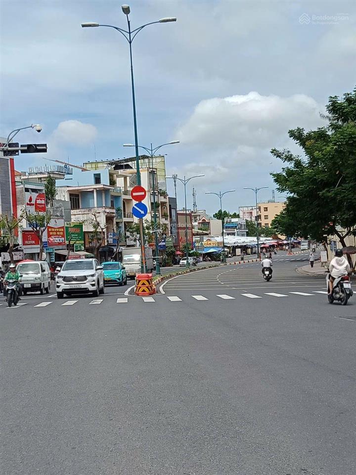 Ngang 5m đất 2 mặt tiền hxt gần lê văn việt p. tăng nhơn phú a q.9 95m2  chỉ 5,7 tỷ