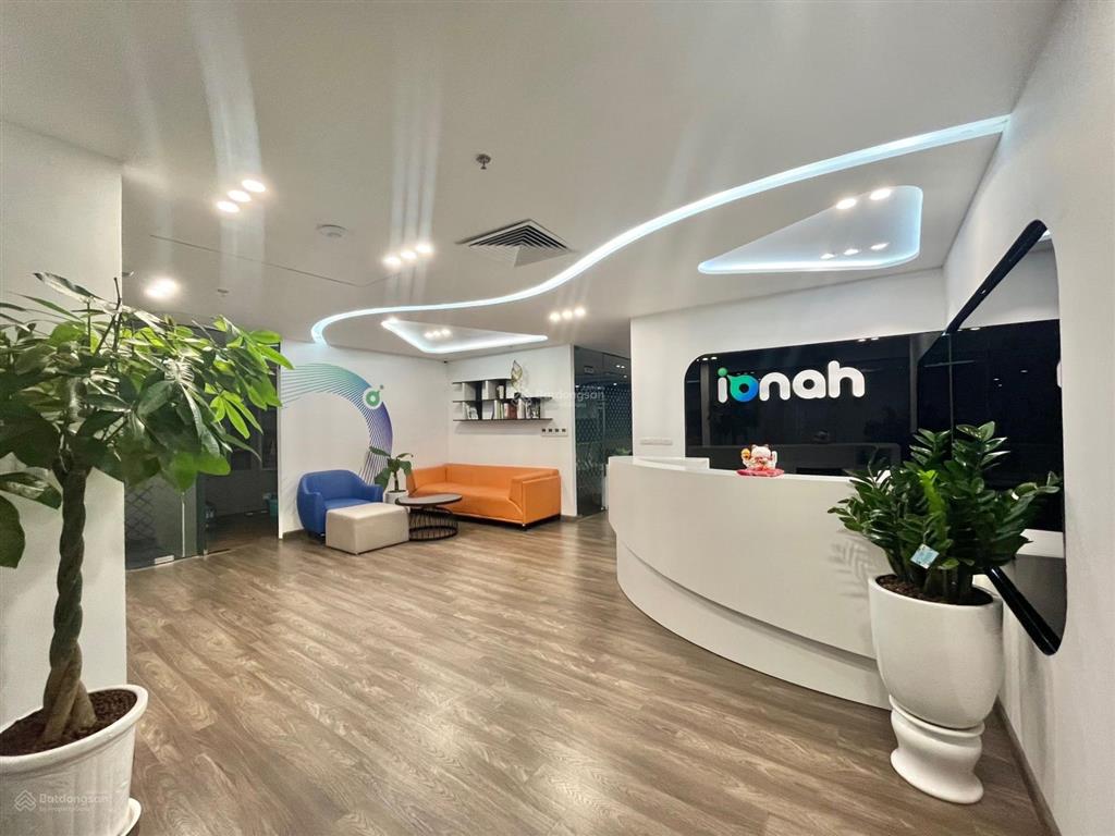 Cho thuê văn phòng phố lê thanh nghị dt từ 30m2, 50m2, 70m2, 120m2, 250m2, giá thuê 160.000 đ/m2/th