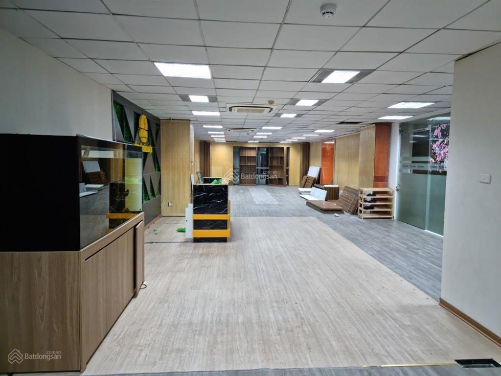 Cho thuê văn phòng quận đống đa, phố hoàng cầu 70m²