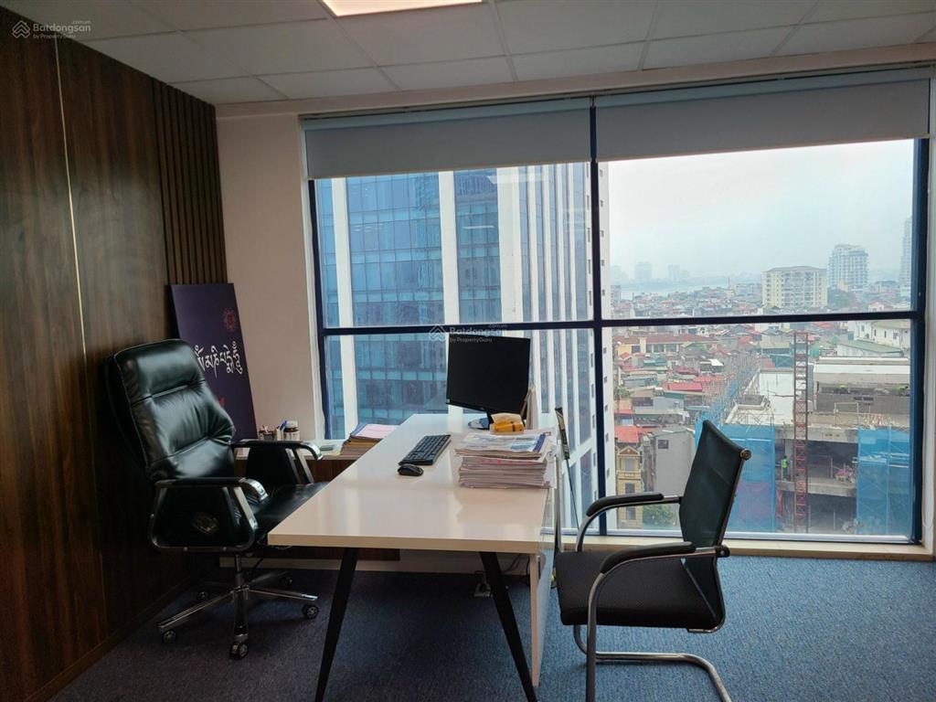 Cho thuê văn phòng quận cầu giấy, phố hoàng quốc việt. dt 140m2