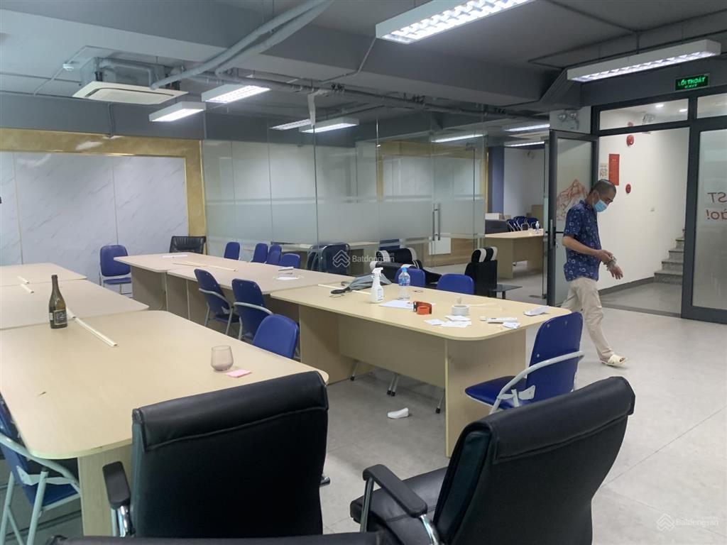 Cho thuê văn phòng phố lê văn lương, thanh xuân 50m2, giá 150 nghìn/m2/tháng