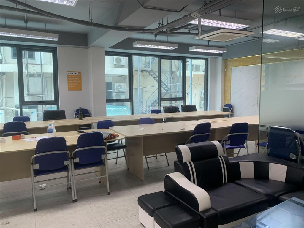 Cho thuê văn phòng phố lê văn lương, thanh xuân 50m2, giá 150 nghìn/m2/tháng