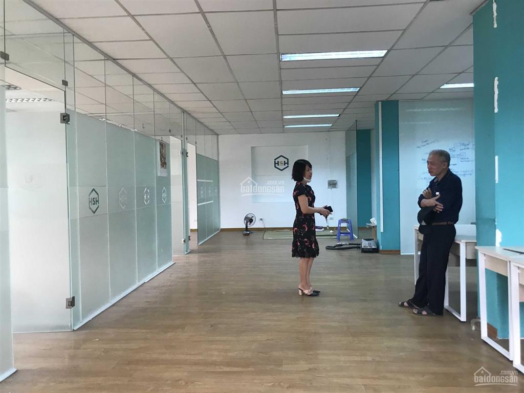 Cho thuê văn phòng quận cầu giấy, phố hoàng đạo thúy 90m2