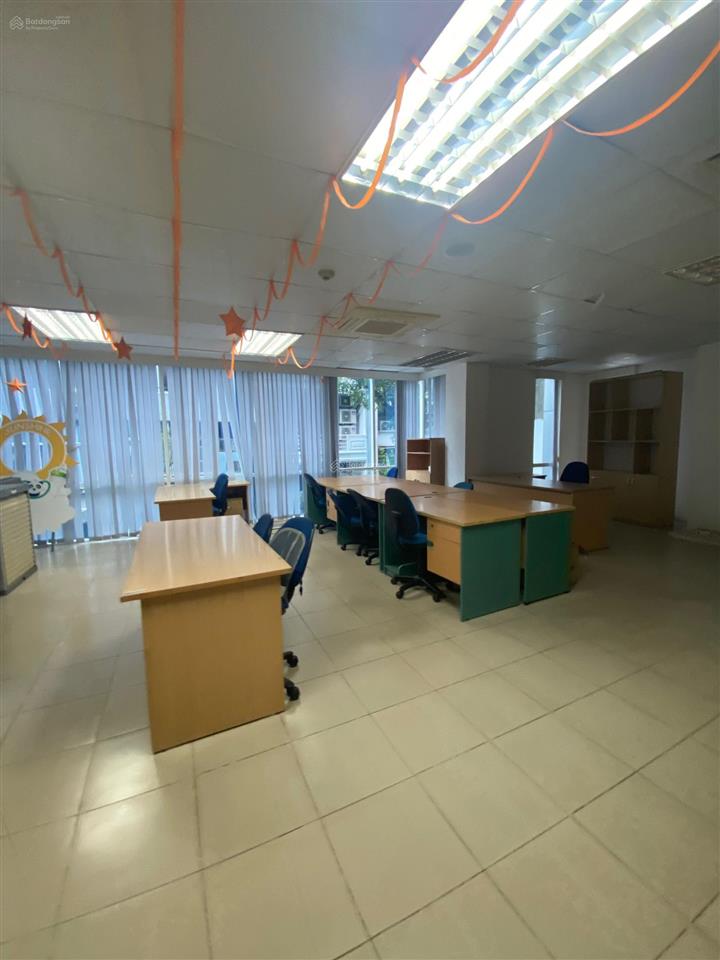 Cho thuê văn phòng, kd quận hai bà trưng, phố lê đại hành dt 100m2, giá 160 nghìn/m2/tháng