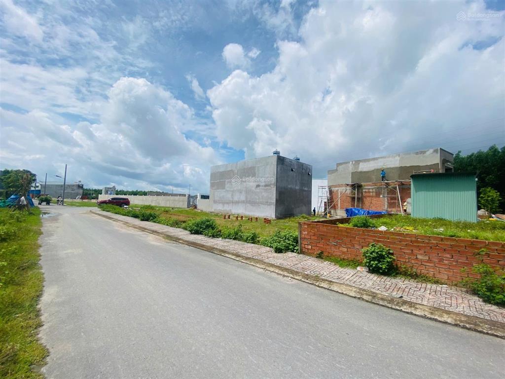 Nhà mới lộc an long thành  ở liền  vị trí thuận tiện