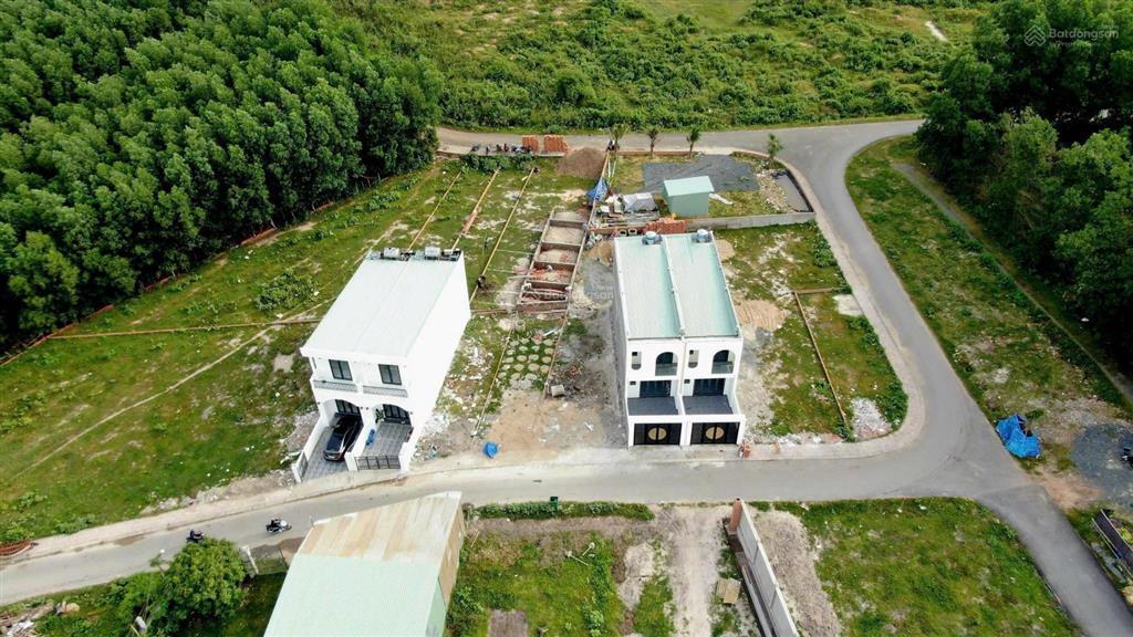 Nhà mới lộc an long thành  ở liền  vị trí thuận tiện