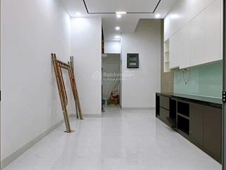 Cho thuê nhà 2 phòng ngủ mặt tiền đường số 4 quận 4