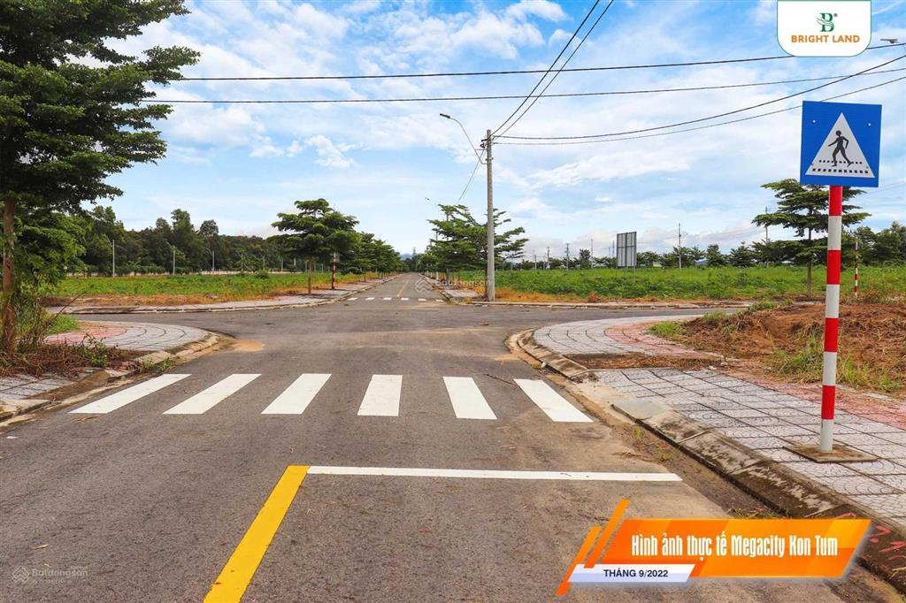 Cắt lỗ hơn 100tr  chủ sang nhanh lô megacity chỉ 360tr  sát công viên, sổ sẵn.  0919 832 ***