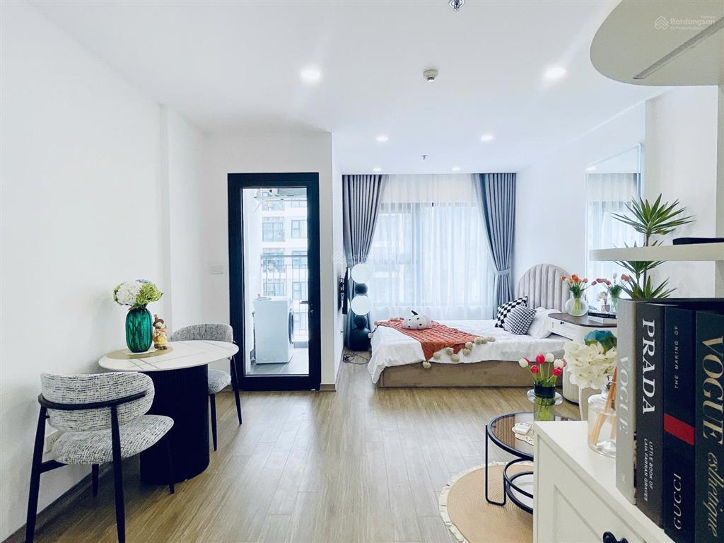 Chính chủ bán cắt lỗ căn hộ studio 32m2 phân khu imperia smart city giá chỉ 2.8 tỷ