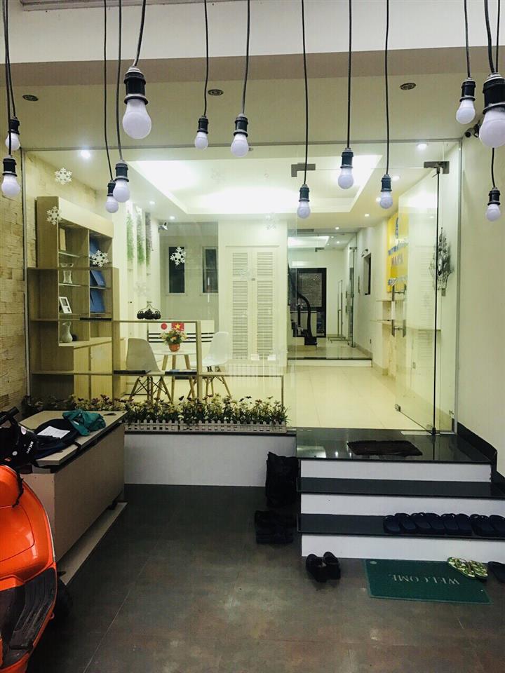 Cho thuê nhà liền kề 4.5 tầng làm văn phòng hoặc để ở tại kđt văn phú   0985 511 ***