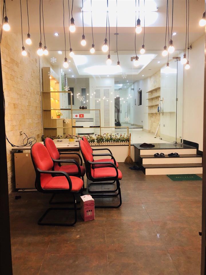 Cho thuê nhà liền kề 4.5 tầng làm văn phòng hoặc để ở tại kđt văn phú   0985 511 ***