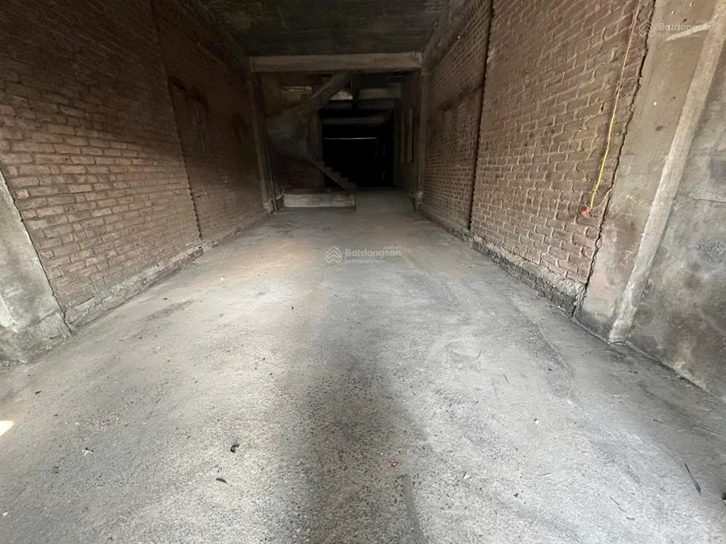 Chính chủ gửi bán nhà liền kề thô khu đô thị văn phú.