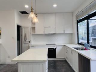 Bán nhà phố valora  mizuki park, khu bảo vệ an ninh. giá 10tỷ.  xem nhà 0907 832 ***
