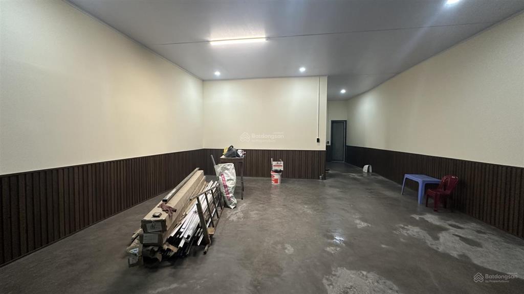 Cho thuê 90m mặt tiền mới đẹp đầu xô viết  nguyễn công trứ