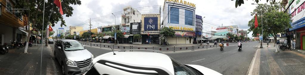 Cho thuê nhà mặt tiền đường đồng khởi trung tâm tp. bến tre, vị trí vàng kinh doanh