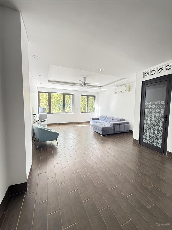 Bán nhà phố thảo nguyên full nội thất vị trí kinh doanh đẹp