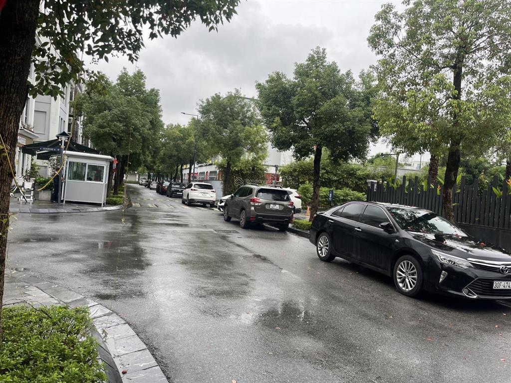 Bán căn shophouse 170m2 góc tại khu đô thị the manor nguyễn xiển