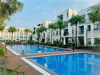 Cần bán gấp căn biệt thự 200m2 view bể bơi khu vui chơi the manor central park