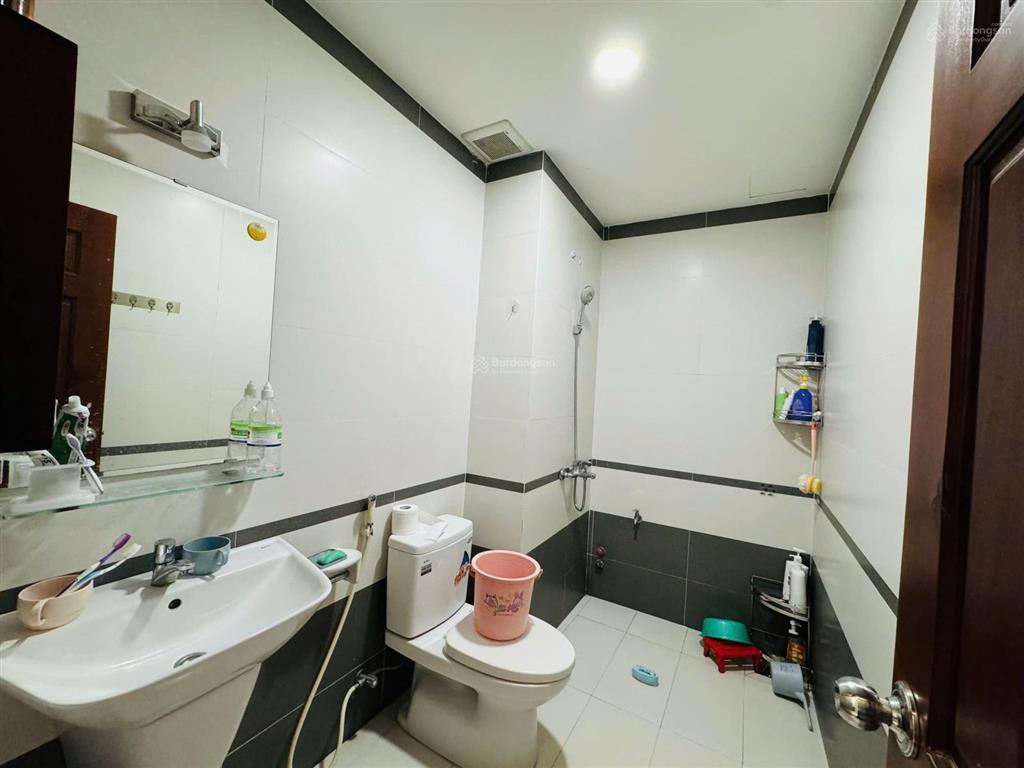 Sổ hoàn công  nhà 3 tầng * 100mv đường văn tiến dũng kđt vcn phước hải