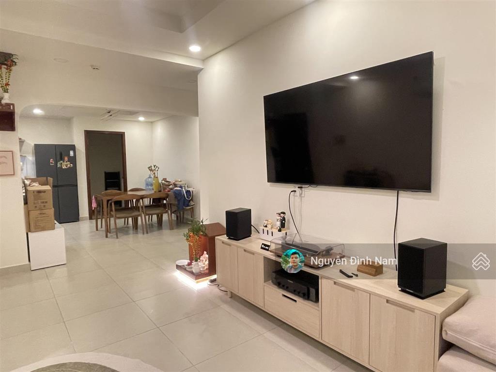 Bán căn hộ góc 3pn tại new sài gòn  hoàng anh 3 diện tích 121m2 tầng 17 giá 4,8 tỷ  0949 656 ***