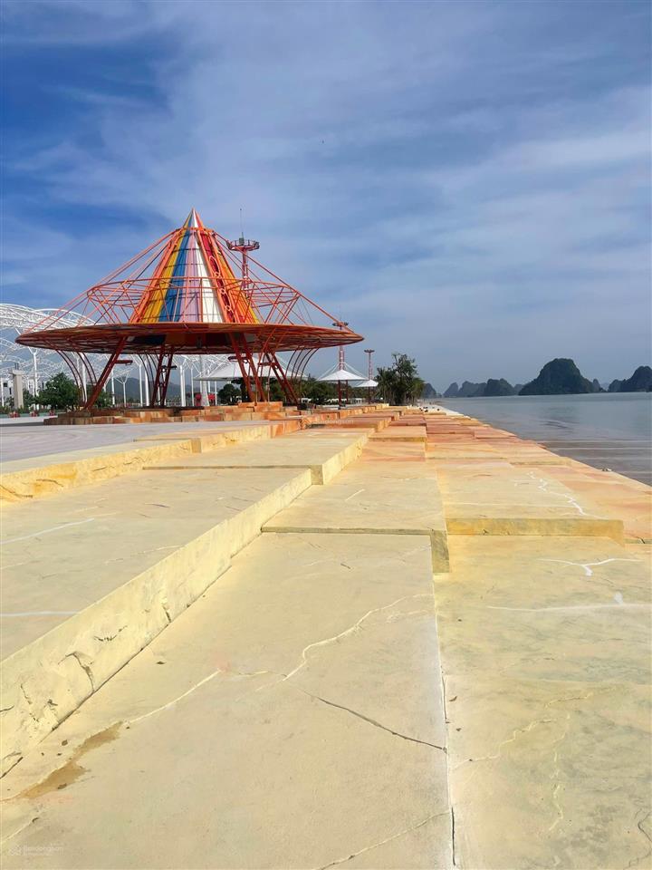 Đất nền mặt biển "vị trí vàng kinh doanh siêu đỉnh"  0981 060 ***