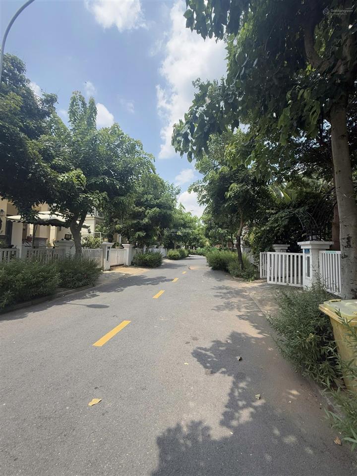 Bán biệt thự đơn lập 300m2 senturia vườn lài, an phú đông