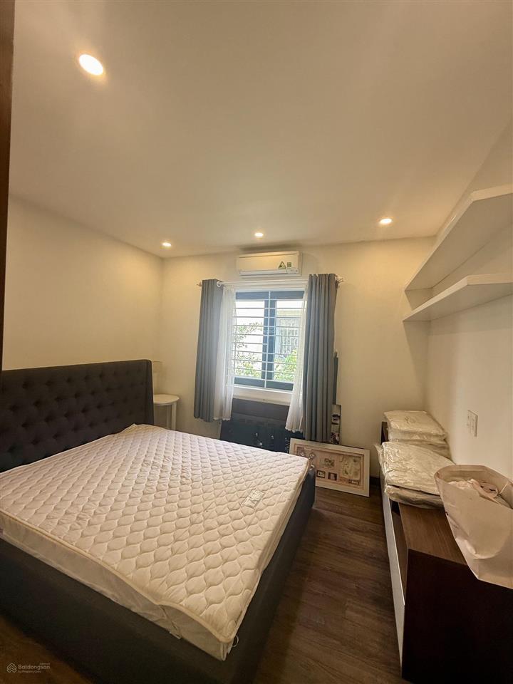 Bán biệt thự senturia 352m có hồ bơi riêng vườn lài an phú đông