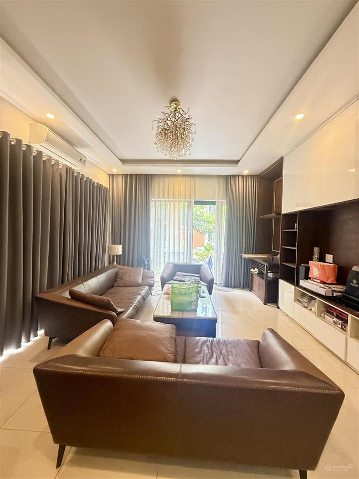 Bán biệt thự senturia 352m có hồ bơi riêng vườn lài an phú đông