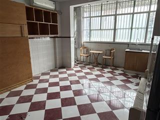 Cần bán căn hộ chung cư tầng 1, đường vạn kiếp, có lối đi riêng dưới chân cầu chà và, quận 5