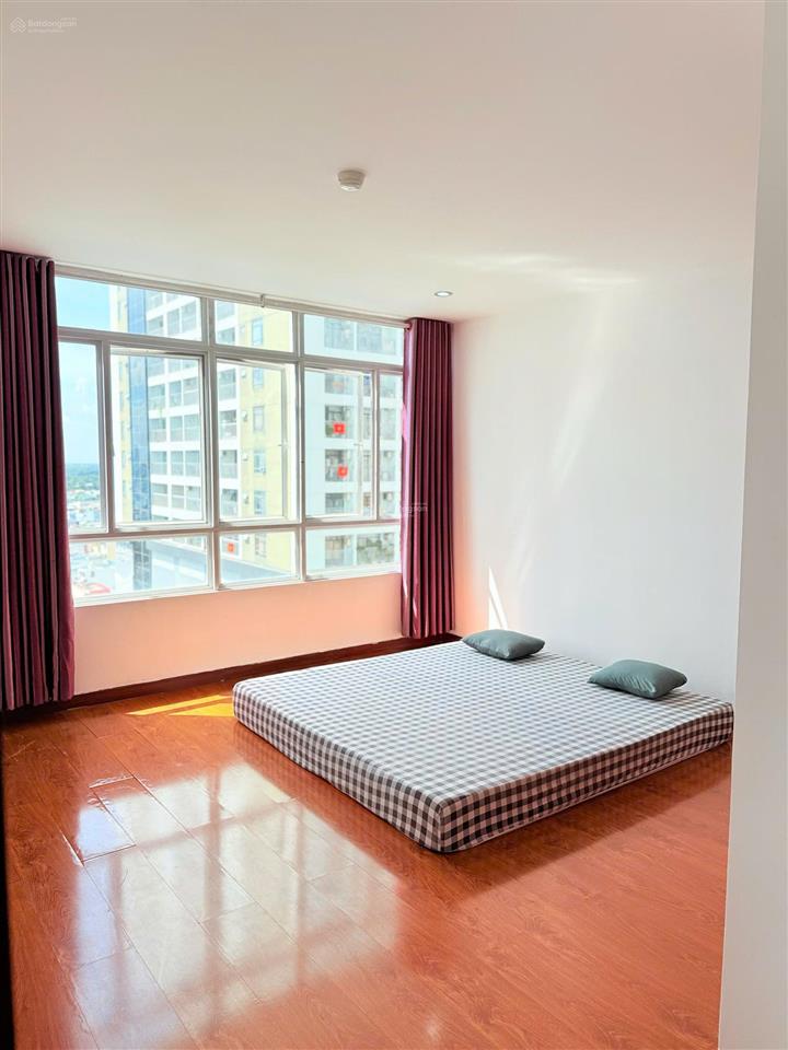 Bán căn hộ duplex giai việt hoàng anh gia lai, tạ quang bửu, quận 8, diện tích 230m2