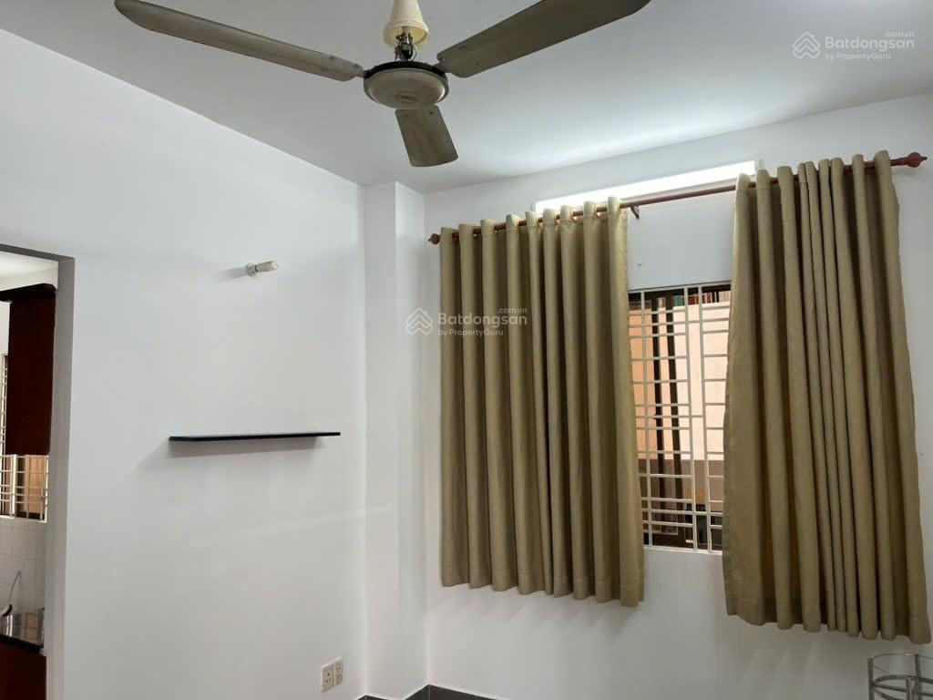 Bán gấp chung cư him lam đồng diều, p4, q8 thang bộ lầu 4