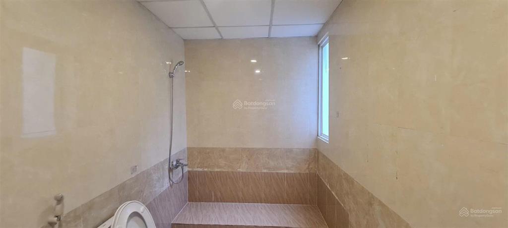 Bán ch trệt samland giai việt tạ quang bửu