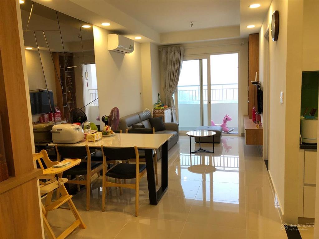 Bán căn góc 2pn 70m2 chỉ 3.8 tỷ view đẹp tặng kèm nội thất, alo 0915 479 ***