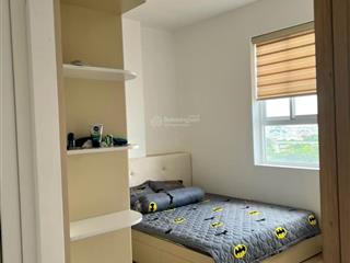 Bán căn 2pn 68m2 view hồ bới chỉ 4.3 tỷ full nội thất cao cấp, alo 0915 479 ***