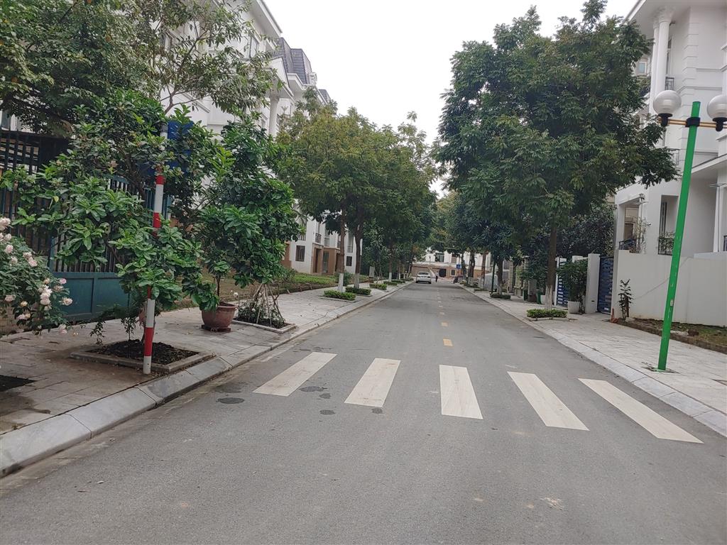BÁN BIỆT THỰ 144M2 VIEW CÔNG VIÊN NV12 KĐT LIDECO (0915458886)