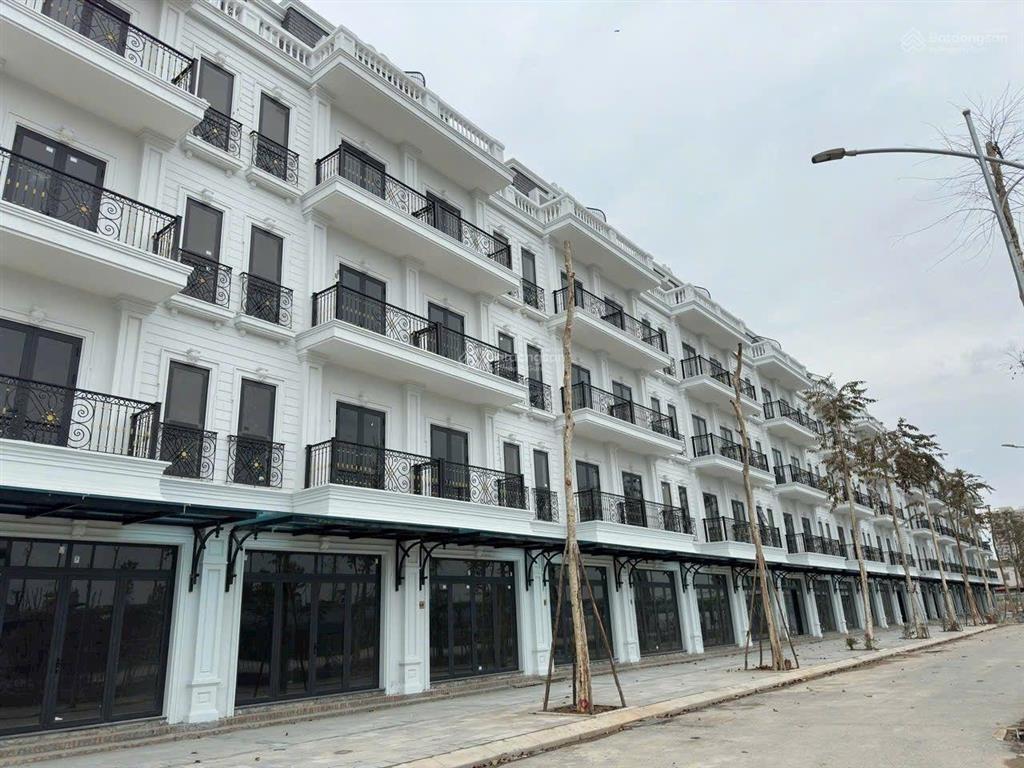 Chuyển nhượng liền kề đông dương residence có sổ đỏ