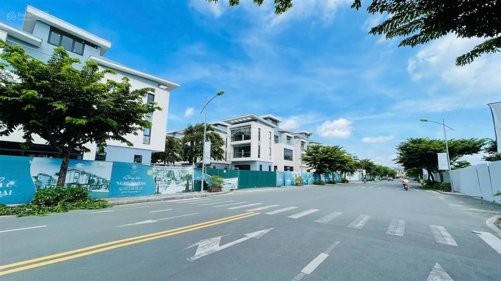 Hàng mới hot. bán căn góc đẹp khu biệt thự an vượng villas, đang cho thuê dòng tiền tốt